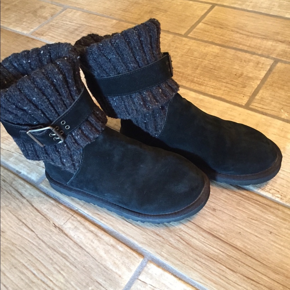 Women's UGG boots size 6